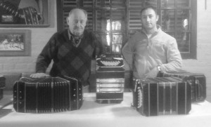 El bandoneón tiene sus luthier en Bahía Blanca